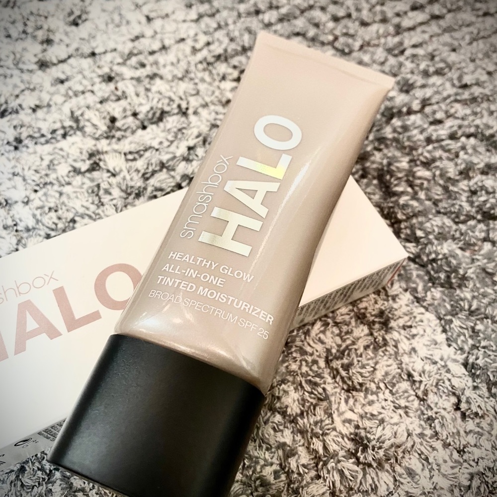 HALO HEALTHY GLOW TINTED MOISTURIZER SPF 25 (FAIR)